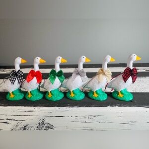 6 pack of Porch Goose ornaments